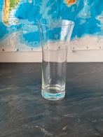 Mooie en schattige glazen vaas 28 cm hoog, Ophalen of Verzenden, Zo goed als nieuw