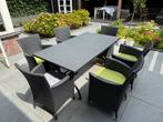 Hardstenen tuintafel met 6 stoelen en kussens, Ophalen, Gebruikt, Eettafel, Tuinset