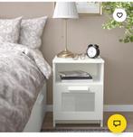 Night stand / Bedside table  39x 41, 53 cm ht, white colour, Ophalen, Zo goed als nieuw, Hout