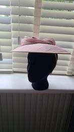 Hoedje op diadeem NIEUW!, Ophalen of Verzenden, Nieuw, One size fits all