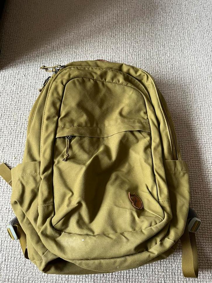 Fjällräven Raven rugzak 28 liter, Sieraden, Tassen en Uiterlijk, Tassen | Rugtassen, Zo goed als nieuw, Overige merken, Ophalen of Verzenden