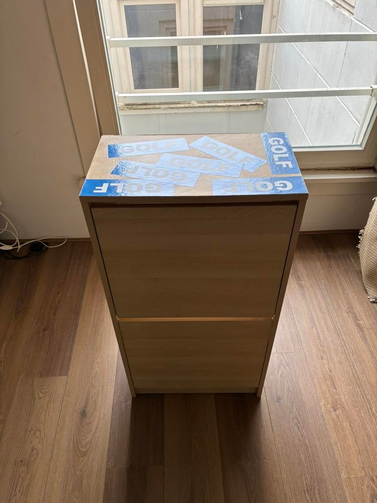 Compact Wooden Shoe Cabinet with Fold-Out Storage Shelves, Huis en Inrichting, Kasten | Schoenenkasten, Ophalen of Verzenden, Zo goed als nieuw