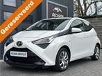 Toyota Aygo CABRIO / CRUISE CONTR / AIRCO / NAVI / CAMERA .., Auto's, Voorwielaandrijving, Stof, Gebruikt, Met garantie (alle)