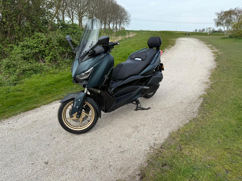 Yamaha XMAX 300 Tech MAX - Vol Opties, Ophalen, Overige modellen, Maximaal 45 km/u, Zo goed als nieuw