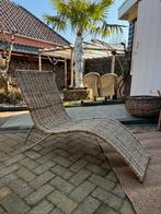 Vintage ligstoel, Tuin en Terras, Ophalen of Verzenden, Zo goed als nieuw, Rotan