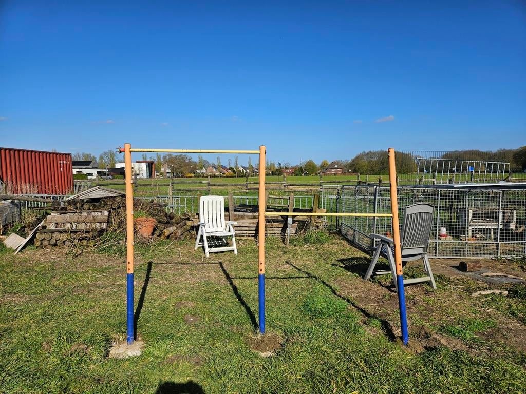 Mooi ijzeren klimrek, Ophalen, Zo goed als nieuw