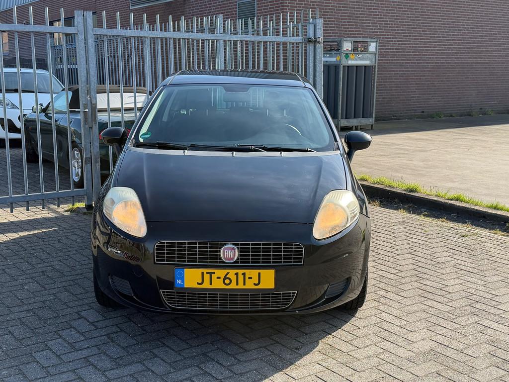 Fiat Grande Punto 1.4 Active NIEUWE APK! NL AUTO NAP! Airco, Voorwielaandrijving, Stof, Zwart, 4 cilinders