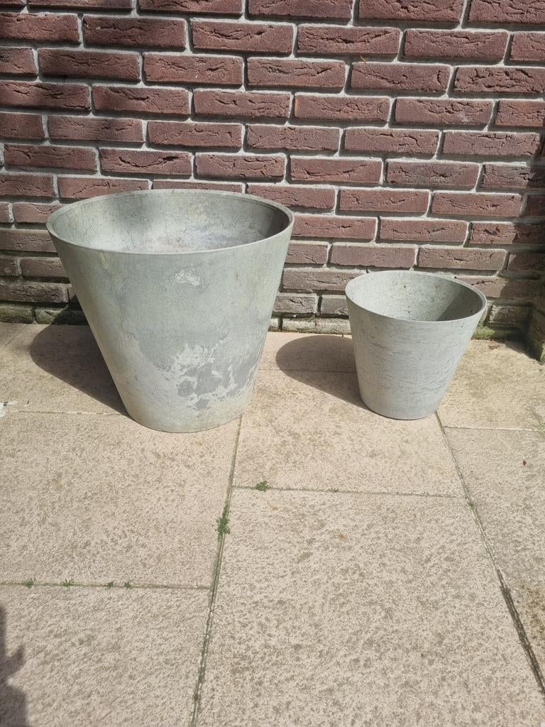 Bloempotten hoog e9 cm diameter 43 hoog 24 diameter 26 cm, Ophalen, Rond, Kunststof