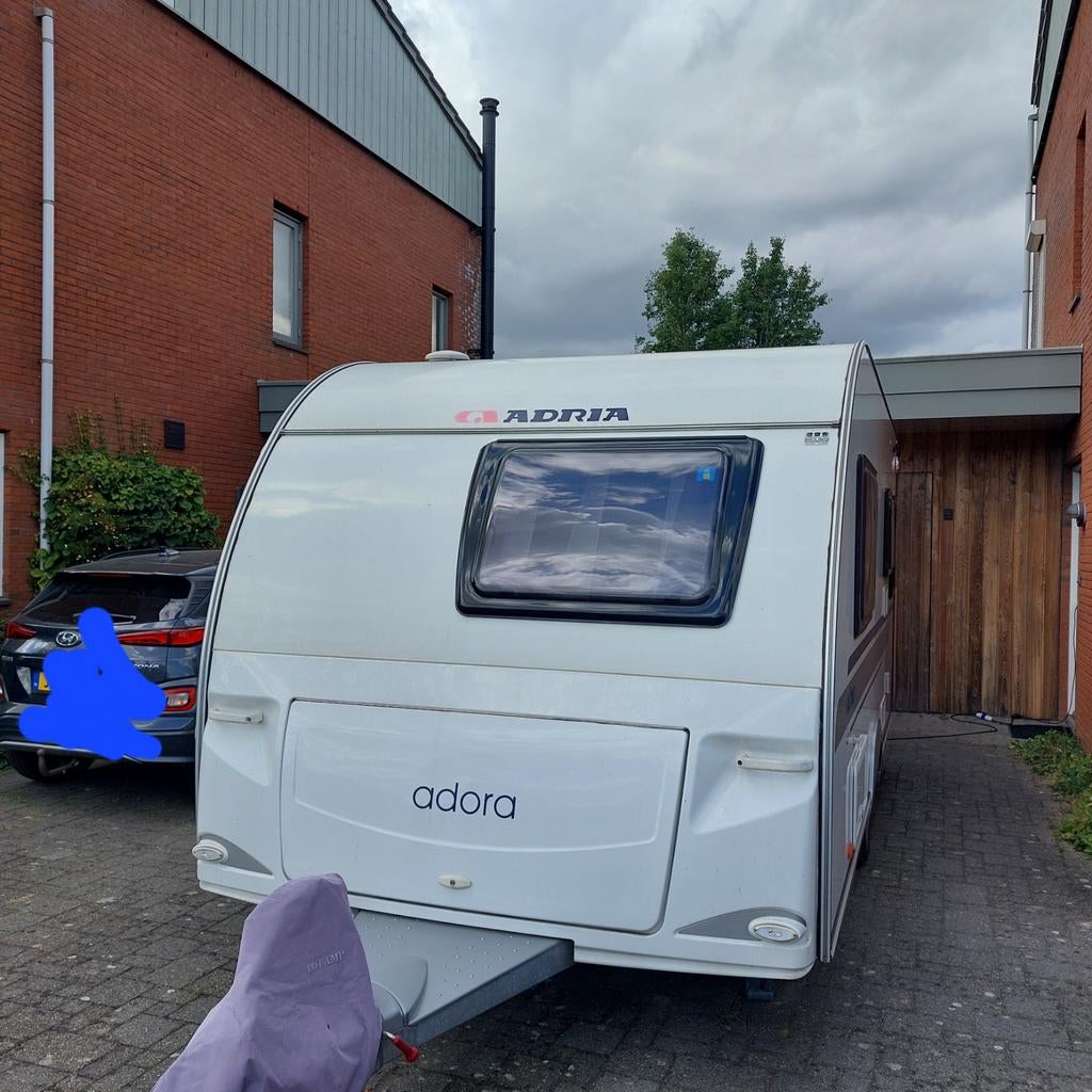 Caravan Adria Adora 462 PU in zeer nette staat vakantieklaar, Rondzit, Adria, 5 tot 6 meter, Schokbreker
