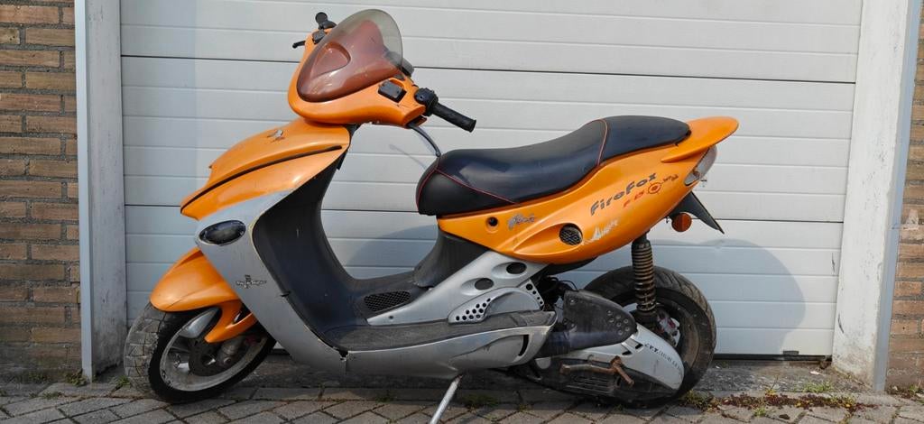 Malaguti Firefox met geel kenteken opknapper, Gebruikt, Malaguti, -, Maximaal 45 km/u