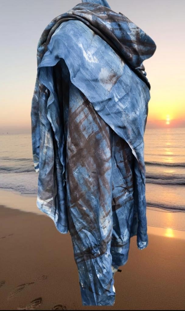 Grote Fulvio Luparia zijden sjaal / omslagdoek, Kleding | Dames, Mutsen, Sjaals en Handschoenen, Fulvio Luparia, Verzenden, Zo goed als nieuw