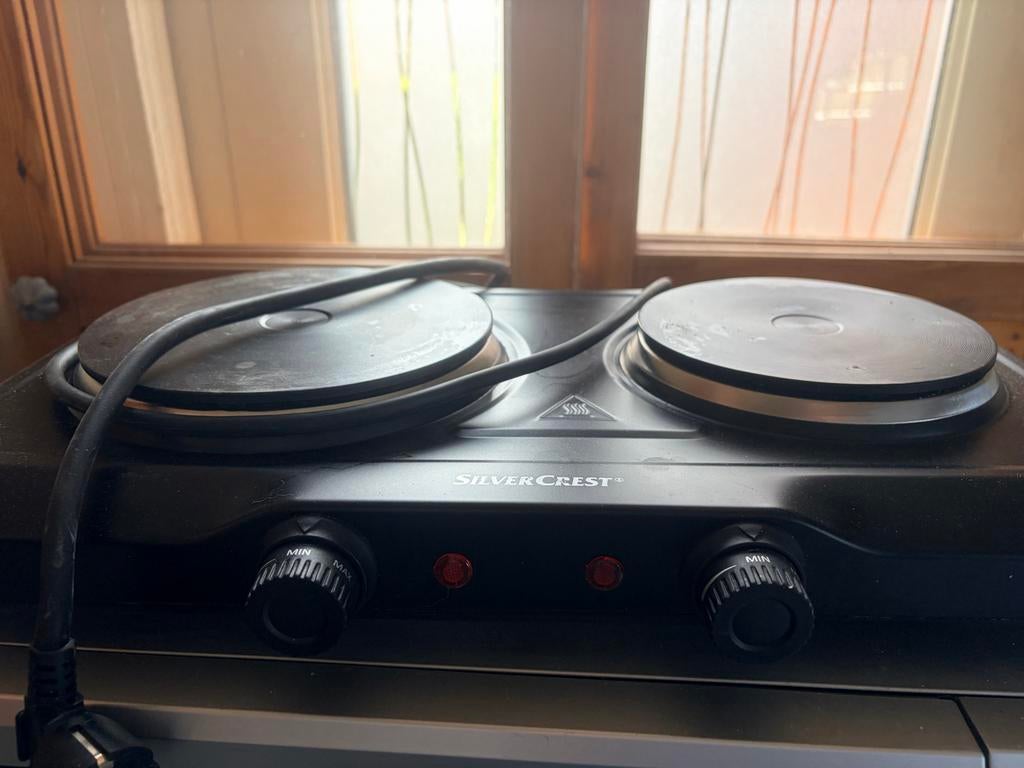 SilverCrest dubbele kookplaat, Witgoed en Apparatuur, Kookplaten, Ophalen, Gebruikt, 3 kookzones of minder, Vrijstaand