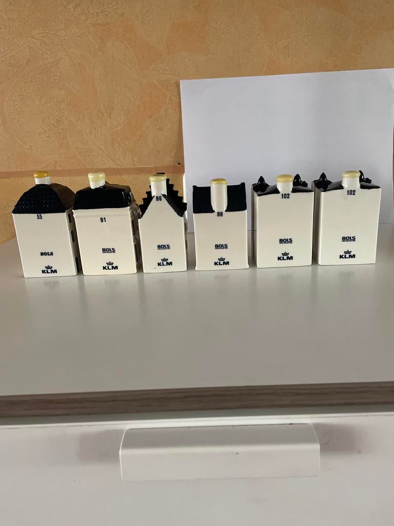 KLM huisjes BOLS delfts blauw (6 stuks), Ophalen of Verzenden, Zo goed als nieuw, 81 t/m 91, Gevuld