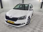 Skoda Fabia Combi 1.0 TSI Ambition, Trekhaak, Parkeersensore, Auto's, Voorwielaandrijving, Stof, Gebruikt, Euro 6