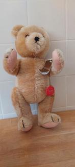 Hermann Teddy beer met labels, Verzamelen, Beren en Cherished Teddies, Ophalen of Verzenden, Zo goed als nieuw, Stoffen beer, Cherished Teddies