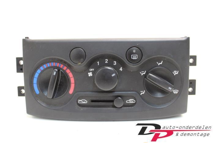 Kachel Bedieningspaneel van een Daewoo Kalos, Auto-onderdelen, Dashboard en Schakelaars, Daewoo, Gebruikt, 3 maanden garantie