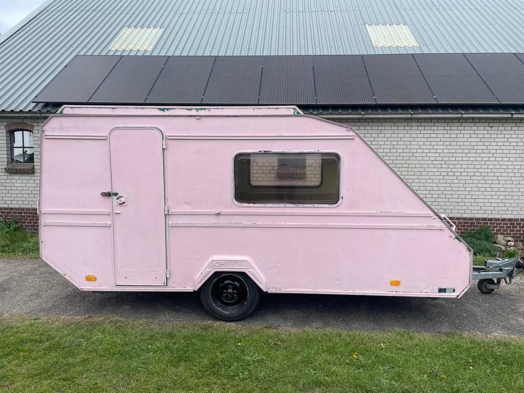 Caravan Kip festival Zwarte cross / Boerenrock, Standaardzit, Kip, Tot en met 2, Dwarsbed