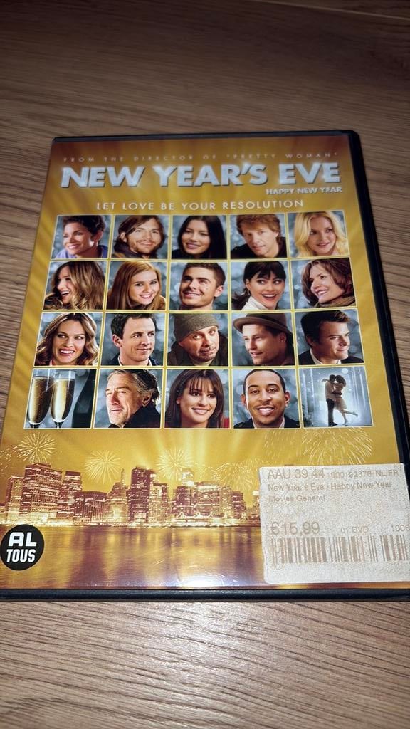 New Year’s Eve uit 2011 met Robert De Niro en Zac Efron., Cd's en Dvd's, Dvd's | Komedie, Zo goed als nieuw, Actiekomedie, Vanaf 16 jaar