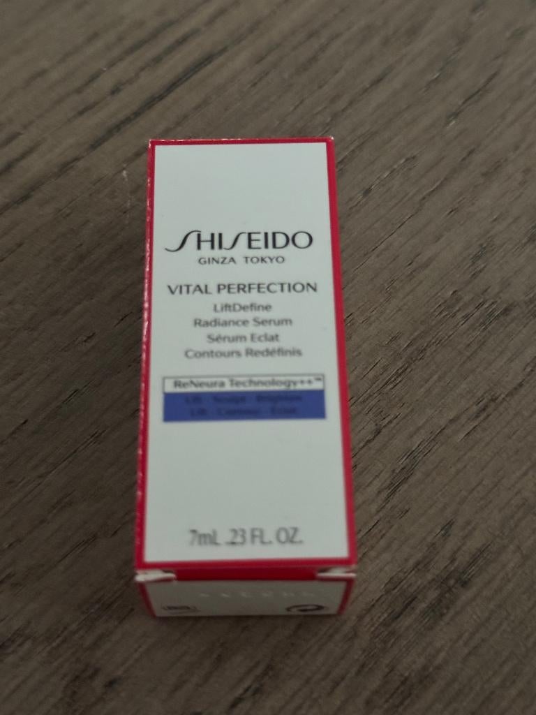 Vital Perfection LiftDefine Radiance Serum 7ml NIEUW, Sieraden, Tassen en Uiterlijk, Uiterlijk | Gezichtsverzorging, Ophalen of Verzenden