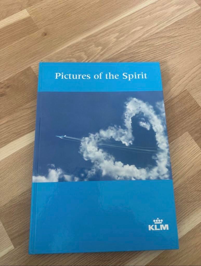Pictures of the Spirit KLM boek, Boeken, Ophalen of Verzenden, Gelezen