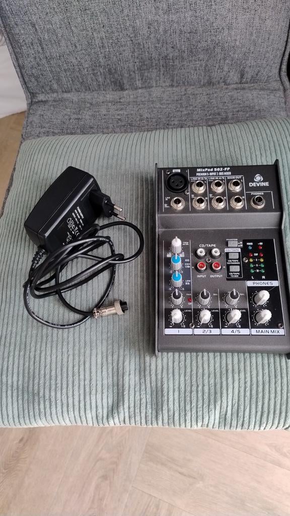 Te koop mixer, Muziek en Instrumenten, Mengpanelen, Ophalen of Verzenden, Gebruikt