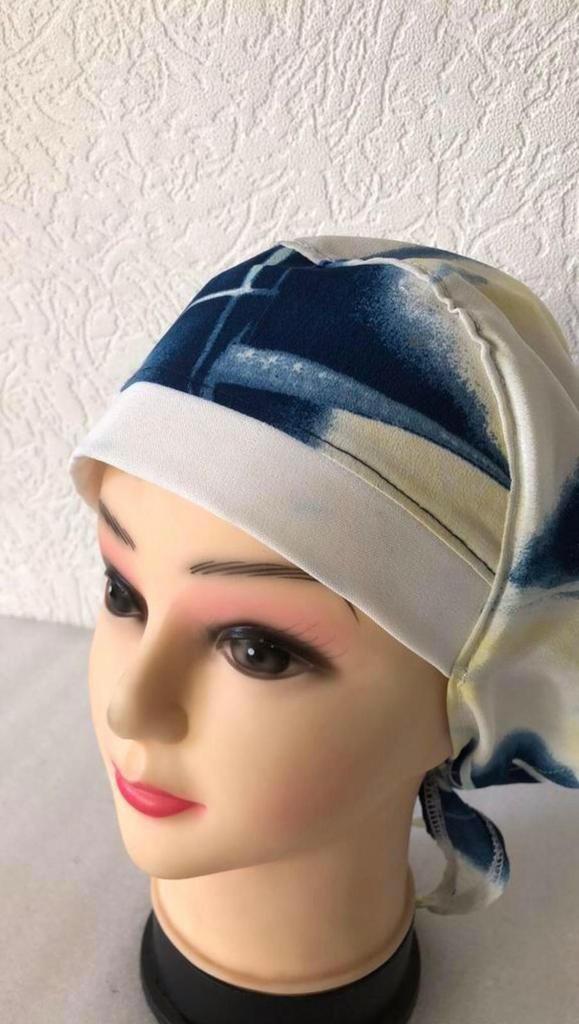 BONNET X 6 DIVERSE KLEUREN - 5 € samen, Ophalen of Verzenden, Zo goed als nieuw, Muts