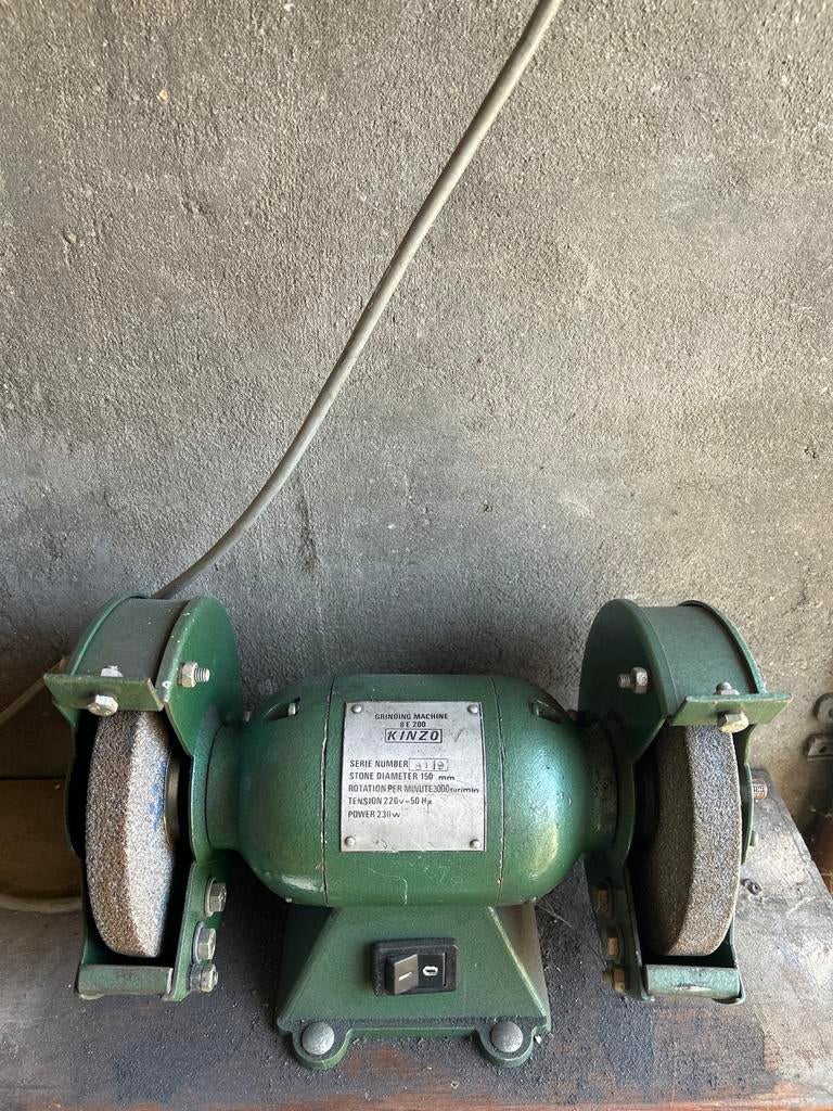 Kinzo slijpmachine, Ophalen of Verzenden, Gebruikt, Minder dan 700 watt, Werkbankslijpmachine