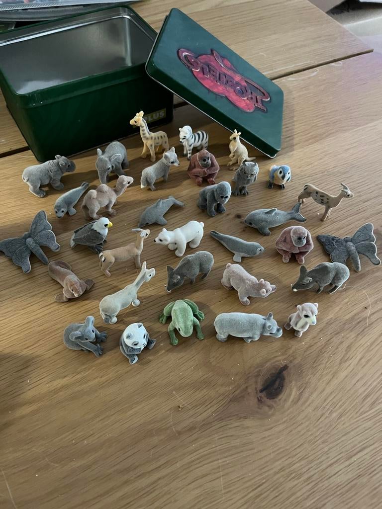 Troetels van spaaractie met bewaarblikje, Verzamelen, Ophalen, Gebruikt, Overige soorten, Beeldje of Figuurtje