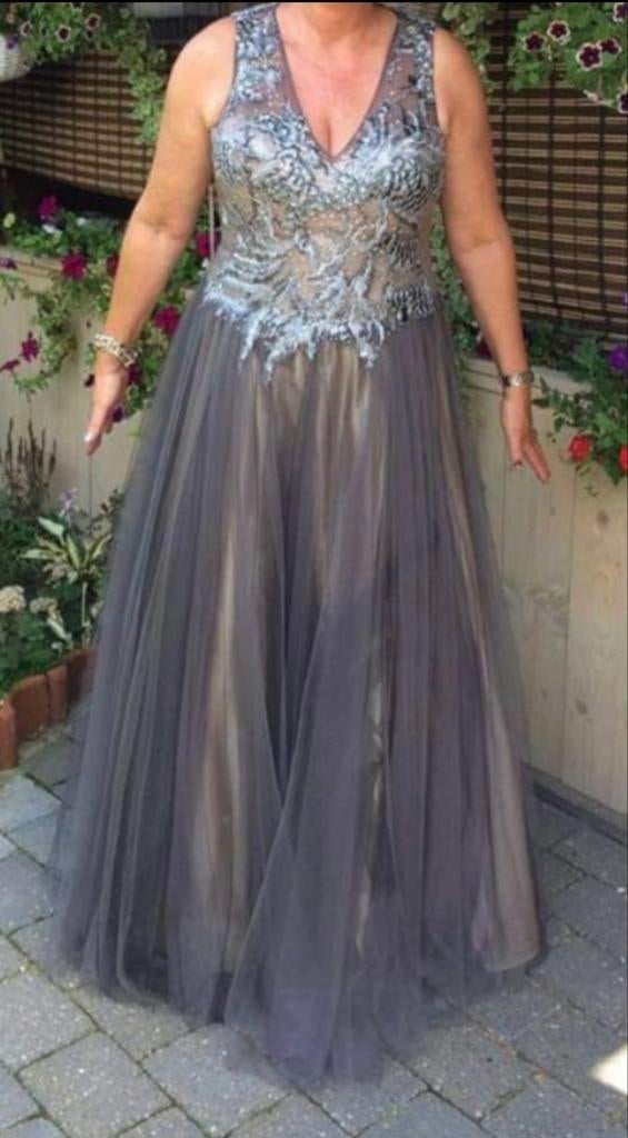 Trouwjurk, Ophalen, Overige typen, Maat 42/44 (L), Zo goed als nieuw