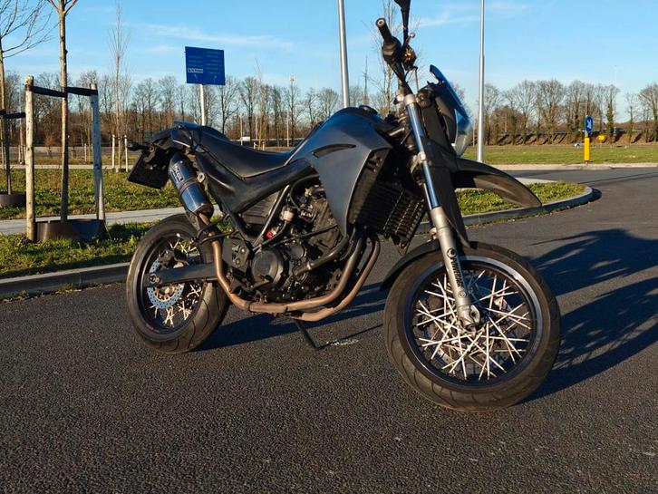 Yamaha XT660 met 30000km (a2 35kw motor xt 660 xt660x), Fietsen en Brommers, Brommers | Derbi, Zo goed als nieuw, Ophalen