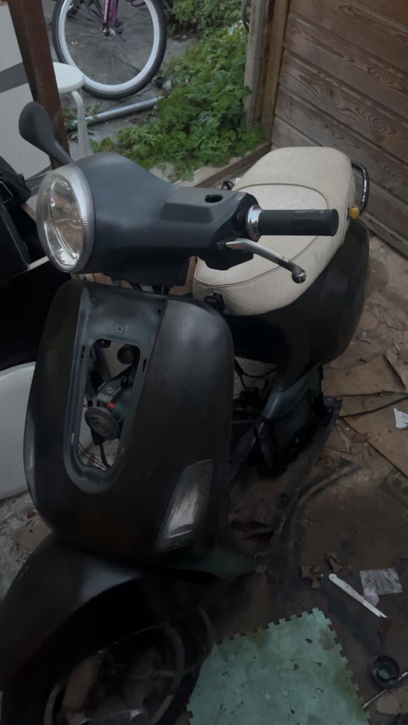 Vespa lx, Ophalen of Verzenden, Zo goed als nieuw, Benzine, Vespa
