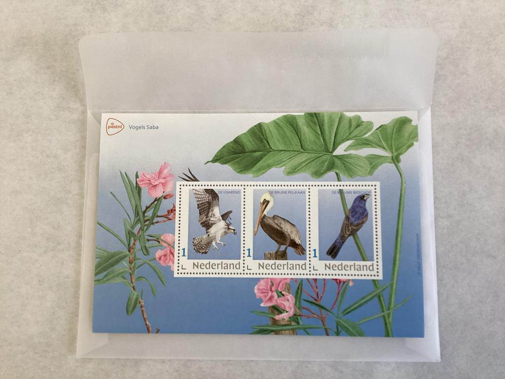 Postzegelset Saba Vogels en drie ansichtkaarten, Postzegels en Munten, Ophalen of Verzenden, Na 1940, Postfris