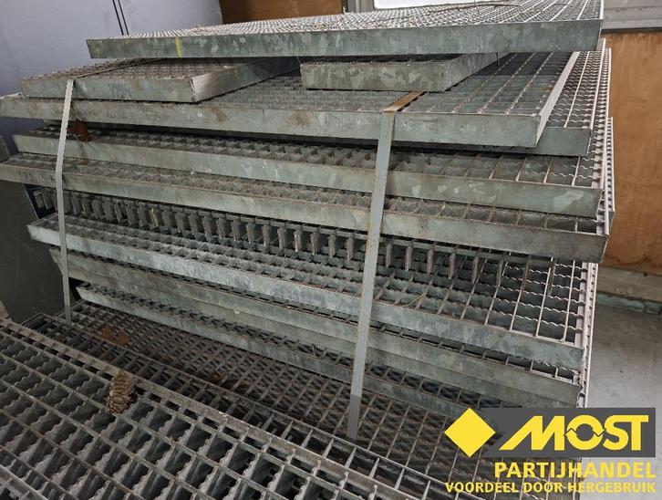 Gebruikte gegalvaniseerde roosters, Doe-het-zelf en Verbouw, Metalen, Gebruikt, IJzer, Ophalen