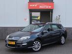 Renault Laguna Estate 2.0 Dynamique navi LM airco org NL, Auto's, Voorwielaandrijving, Gebruikt, 4 cilinders, Origineel Nederlands