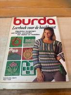 Burda Leerboek voor de haakkunst - Vintage haakpatronen, Ophalen of Verzenden, Gebruikt, Haken, Patroon of Boek