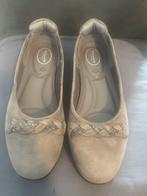 Tamaris Ballerina's maat 42, Kleding | Dames, Schoenen, Zo goed als nieuw, Grijs, Ballerina's, Ophalen of Verzenden