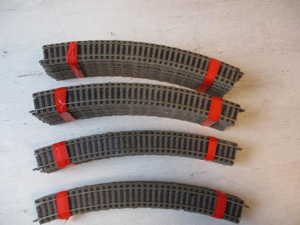 Fleischmann Bocht Rails no 6025 30 Stuks, Hobby en Vrije tijd, Modeltreinen | H0, Ophalen, Gelijkstroom, Fleischmann, Rails