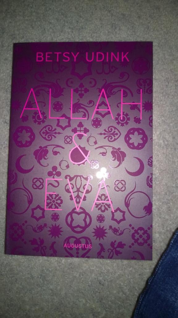Boek - 396 - Allah & Eva - Betsy Udink, Ophalen of Verzenden, Zo goed als nieuw