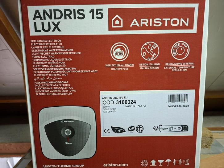 Ariston Lux 15 elektrische waterverwarmer - Zo goed als nieu, Doe-het-zelf en Verbouw, Geisers en Boilers, Zo goed als nieuw, Boiler
