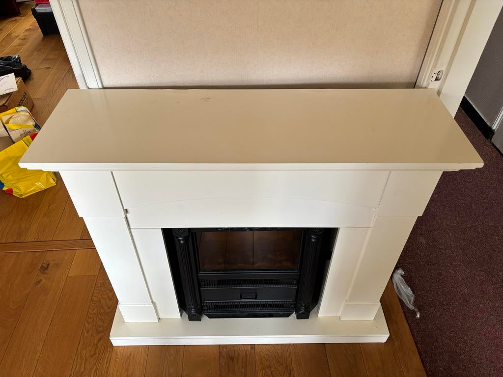 MDF schouw met elektrische haard, Ophalen of Verzenden, Gebruikt, Vrijstaande haard, Elektrische haard