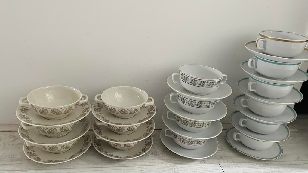 Mosa soepkommen met schotel - 16 stuks, Antiek en Kunst, Antiek | Servies los, Ophalen of Verzenden