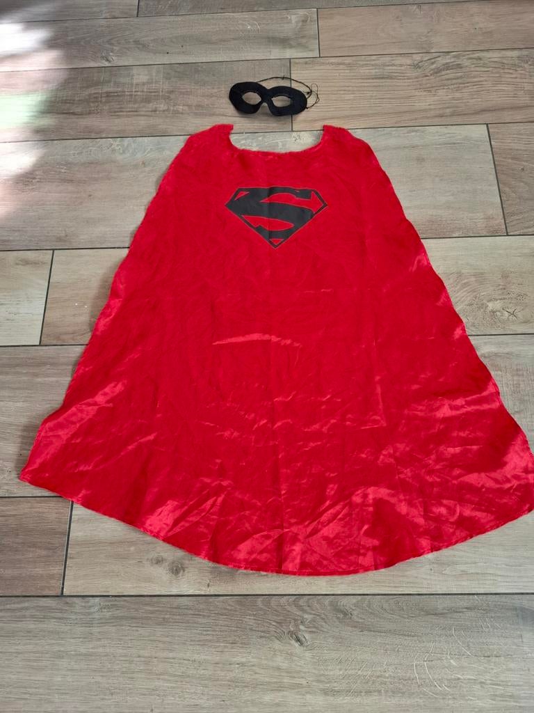 Superman cape - rood met zwart masker, Kinderen en Baby's, Carnavalskleding en Verkleedspullen, Ophalen of Verzenden, Gebruikt