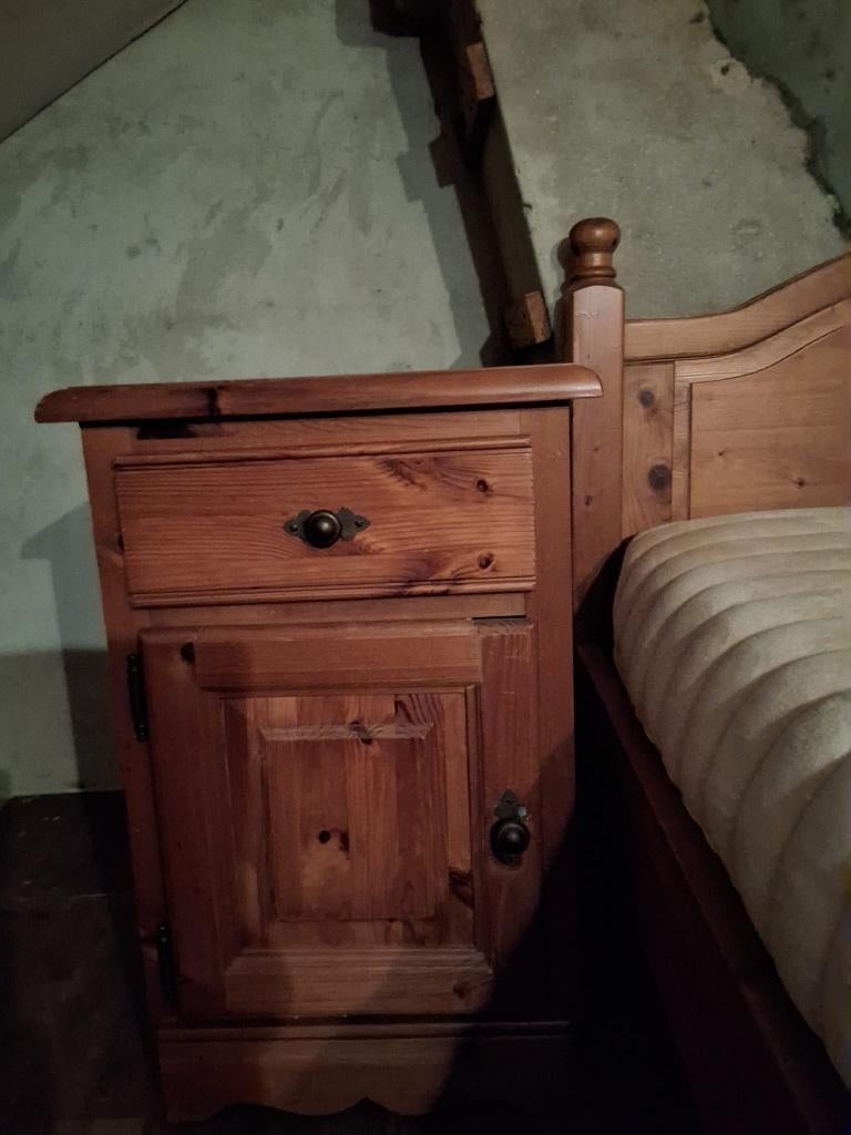 1 Persoons ledeikant met verstelbare spiraal bodem, Huis en Inrichting, Slaapkamer | Bedden, Ophalen, 90 cm, Eenpersoons, Bruin