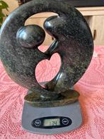 Speksteen beeld van twee figuren, Ophalen, Groep mensen, 20 - 50 cm, Steen of Keramiek