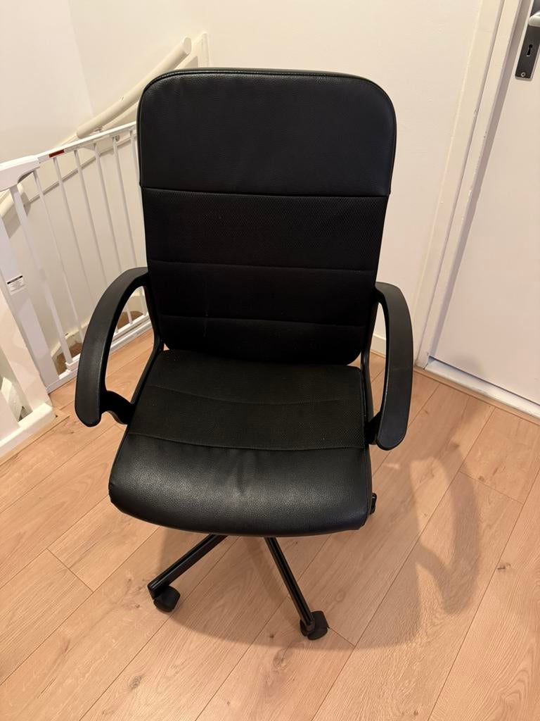 Nette zwarte bureaustoel, Ophalen of Verzenden, Gebruikt, Zwart, Bureaustoel
