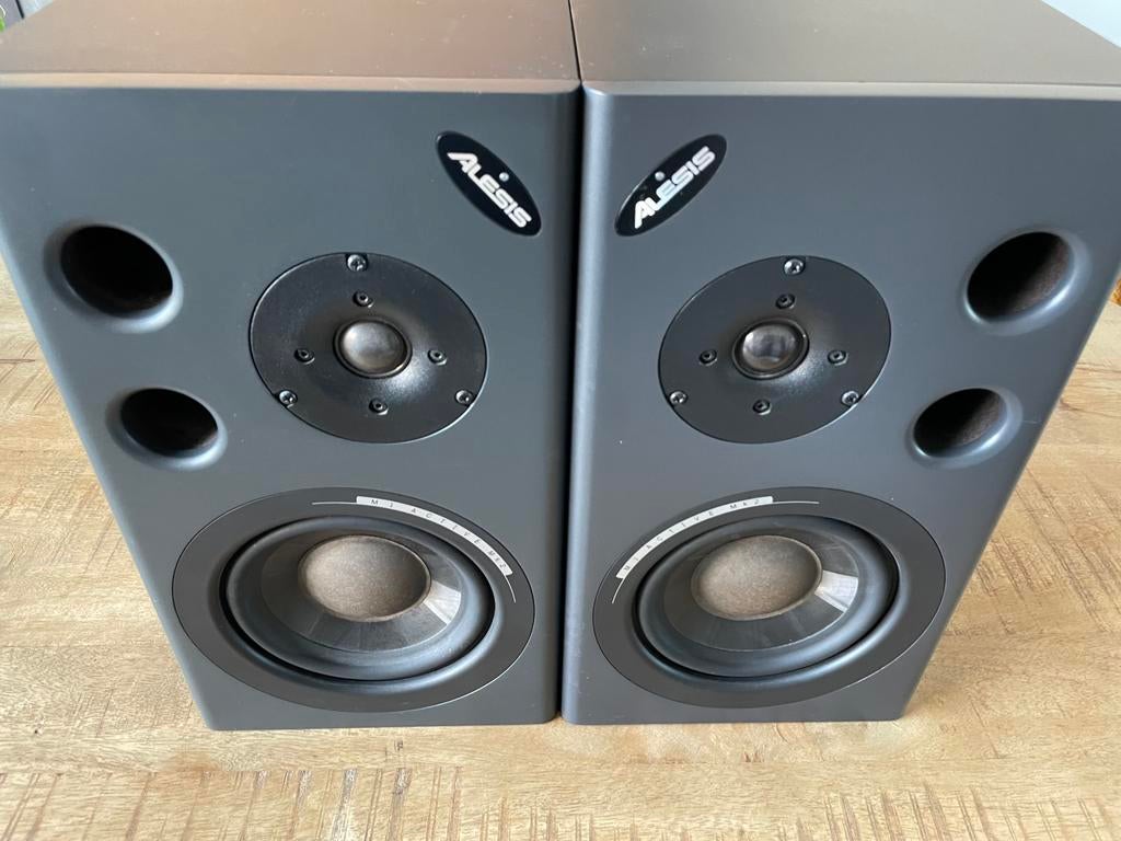 Alesis M1 Active MKII - paar, Gebruikt, 60 tot 120 watt, Front, Rear of Stereo speakers, Ophalen