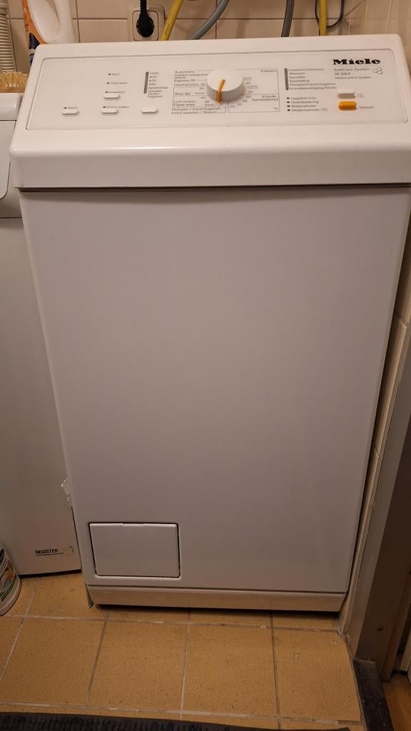 Miele, Ophalen, 1200 tot 1600 toeren, Gebruikt, 4 tot 6 kg