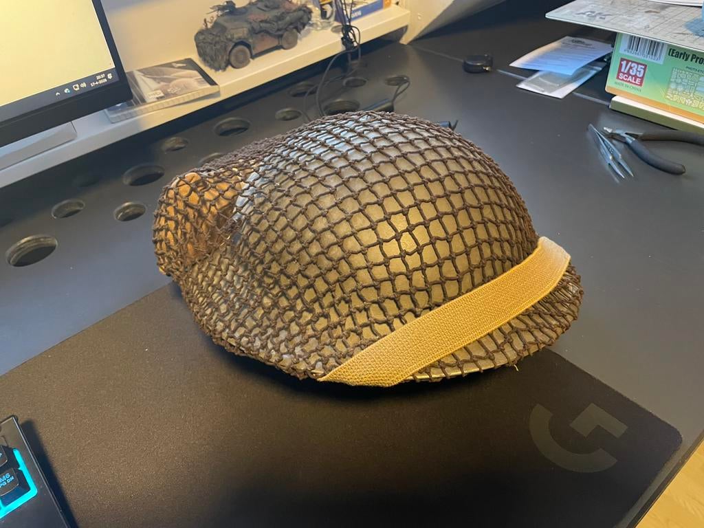 Britse brodie helm 1940 ww2 world war 2, Verzamelen, Ophalen of Verzenden, Engeland, Helm of Baret