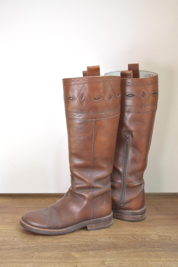 GRATIS: bruine leren laarzen (maat 39), Hoge laarzen, Bruin, Ophalen of Verzenden, Gedragen