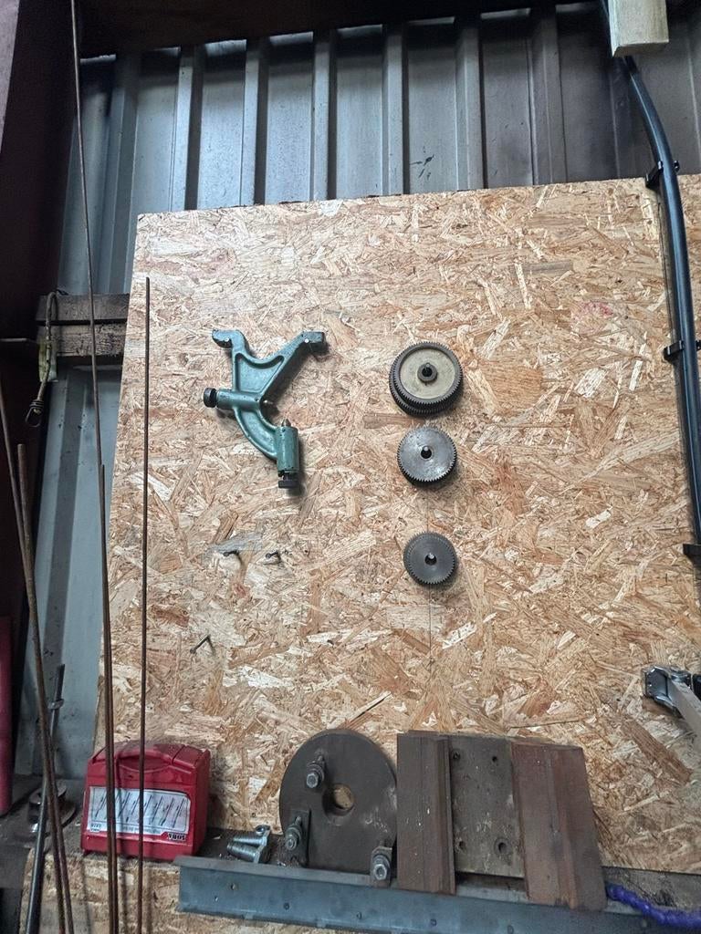 Draaibank meter met 3-klauw, 4-klauw en tandwielen, Ophalen of Verzenden, Gebruikt, Metaaldraaibank, 1000 mm of meer